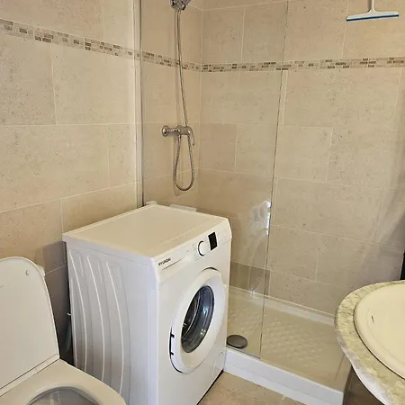 Bonita Casa Con Piscina Comunitaria A 100 Metros Del Mar