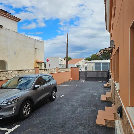 Bonita Casa Con Piscina Comunitaria A 100 Metros Del Mar *